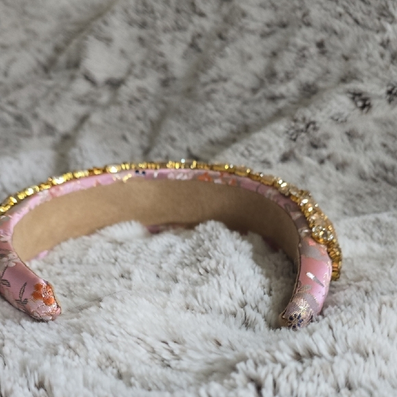Queen Of Hearts Pink and Gold Embellished Headband - Picture 5 of 10